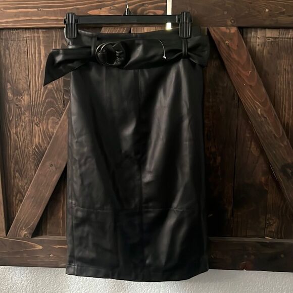 ZARA BLACK FAUX LEATHER PENCIL SKIRT WITH waist belt Sz-Xs - Picture 6 of 13